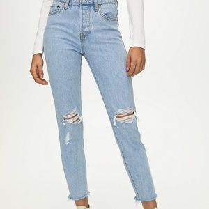 Levi’s Wedgie Icon Jeans